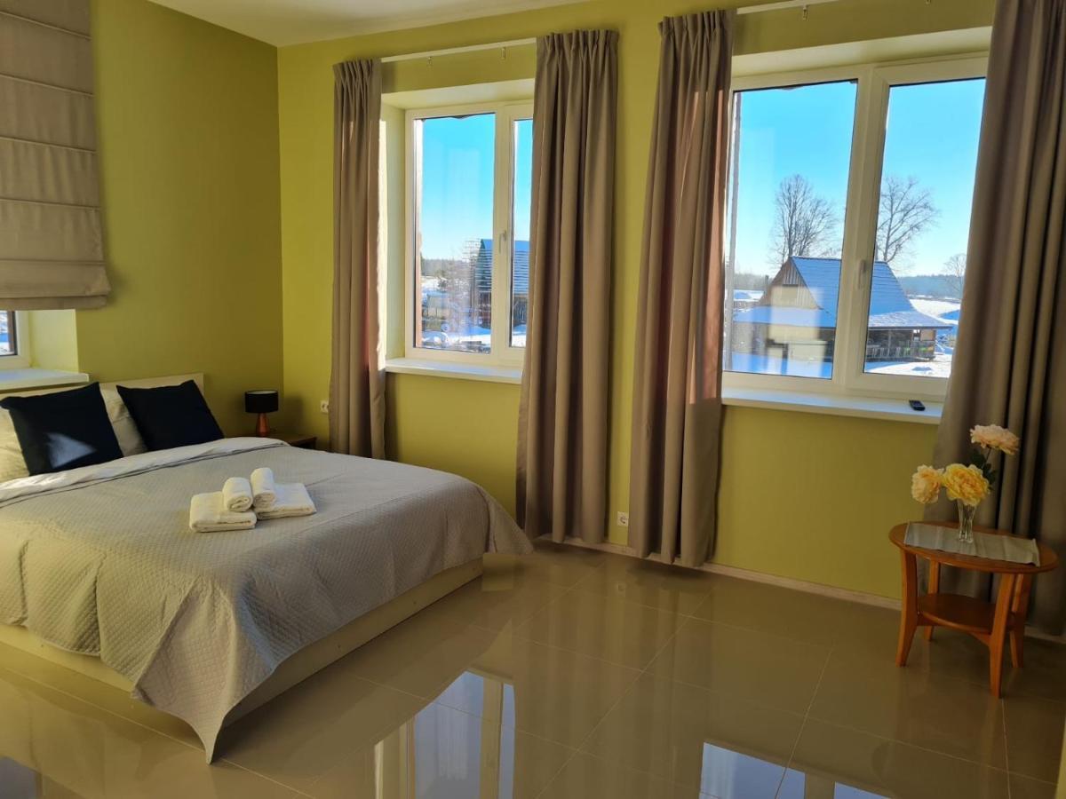 Grundenberga Hotel With Self Check-In Baldone Esterno foto