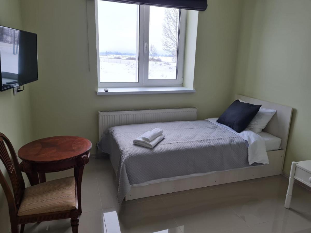 Grundenberga Hotel With Self Check-In Baldone Esterno foto