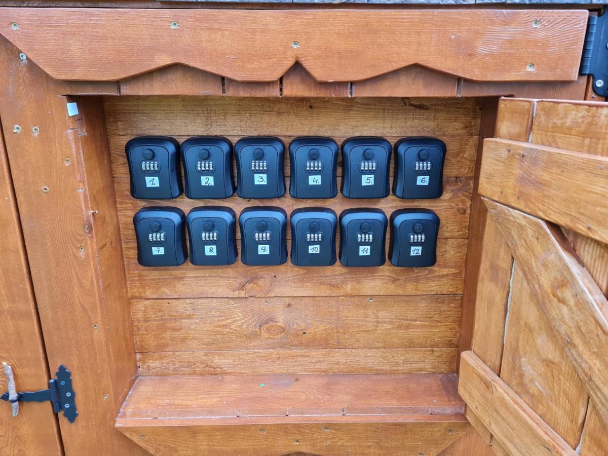 Grundenberga Hotel With Self Check-In Baldone Esterno foto